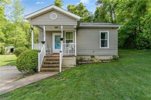 538 Avenue I
