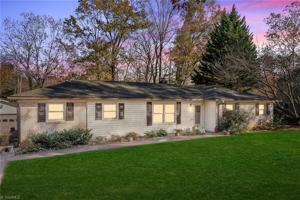 5003 Shoreline Drive