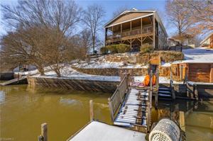 1525 Warf Road