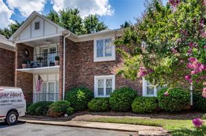 2 Fountain View Circle Unit C