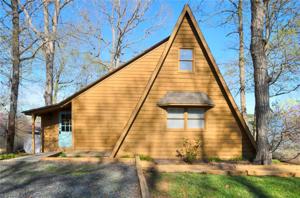 1058 Pinehaven Drive