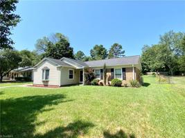 5109 Bayberry Lane