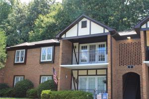 7 Fountain Manor Drive