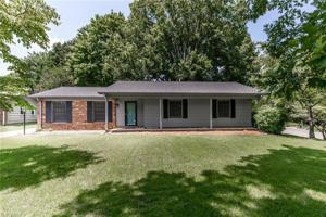 2 Bayberry Court