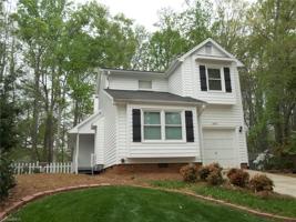 3907 King Edward Court