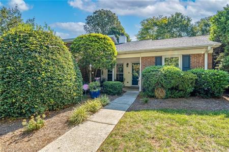 2608 Cottage Place