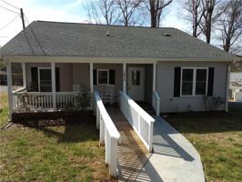 1475 Hickory Point Drive