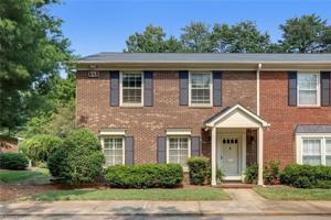 23 Fountain Manor Drive