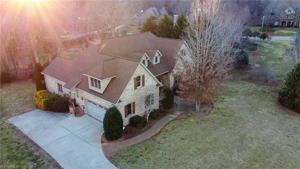4 Wetherburn Way