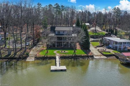 940 Panther Point Road