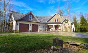 341 Forest Glen Lane