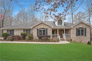 205 N Miners Trail