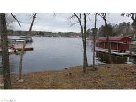 1372 Lakeshore Drive Lot 546 & 547