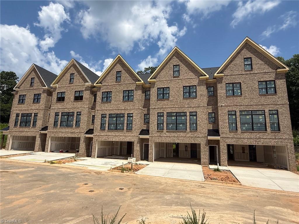Image 1: Open Concept Layouts And Upscale Amenities That Cater To The Most Discerning Buyers.