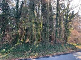 00 Oakwood Road