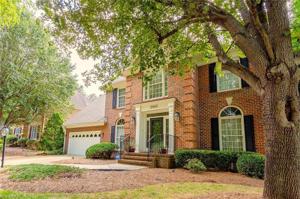 2903 Willow Oak Drive
