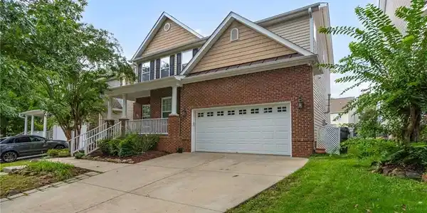 2051 Sinclair Trace