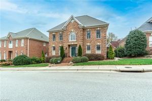 5008 Bearberry Point
