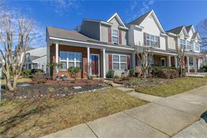 1035 Oak Blossom Way
