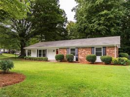 1 Amberhill Court