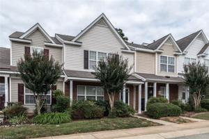 1037 Oak Blossom Way