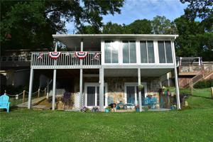 1321 Hickory Point Drive