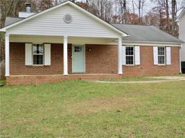 211 Collinswood Lane