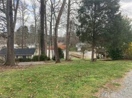 00 Warf Road