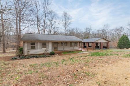 149 Lake Drive 8