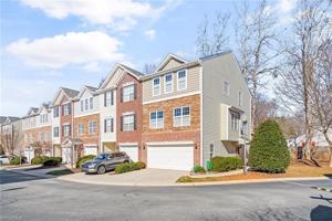 2 Dunlevy Way