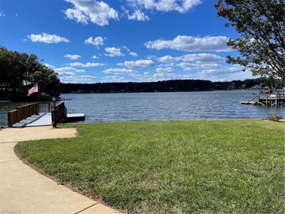 1565 Shoreline Drive