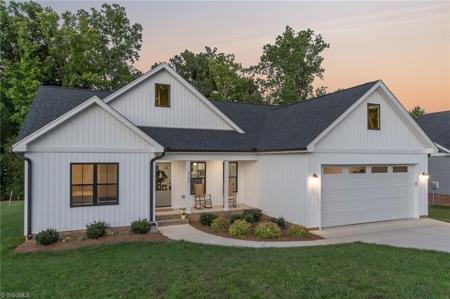 2129 Waterford Pointe Road