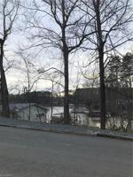 485 Lakeshore Drive