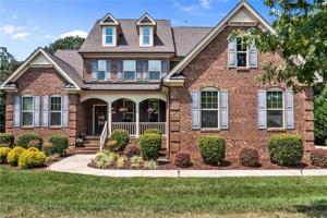 4504 Bonnie Loch Drive