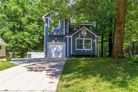 4100 King Edward Court