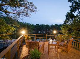 1477 Shoreline Drive