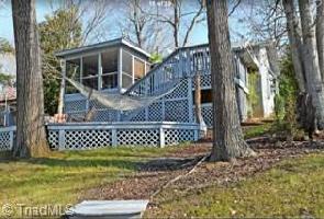 1062 Lake Drive 9