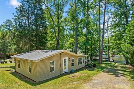 310 Pirates Cove