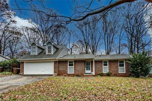 2714 Holly Drive