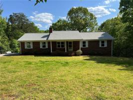 305 Skyline Drive