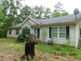 462 Pinelake Drive