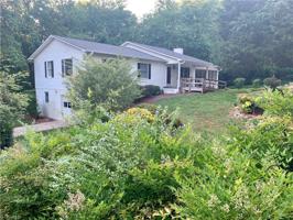 215 Queen Road