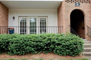 4 Fountain View Circle Unit B