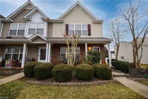 1135 Oak Blossom Way