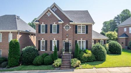 5004 Bearberry Point