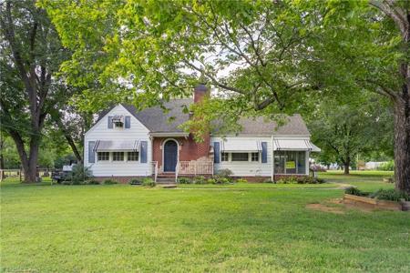 2227 Belmont Road