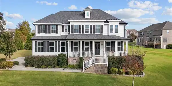 160 Lochmaddy Drive
