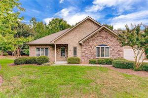 16 Annalisa Drive
