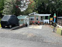 118 Walnut Circle