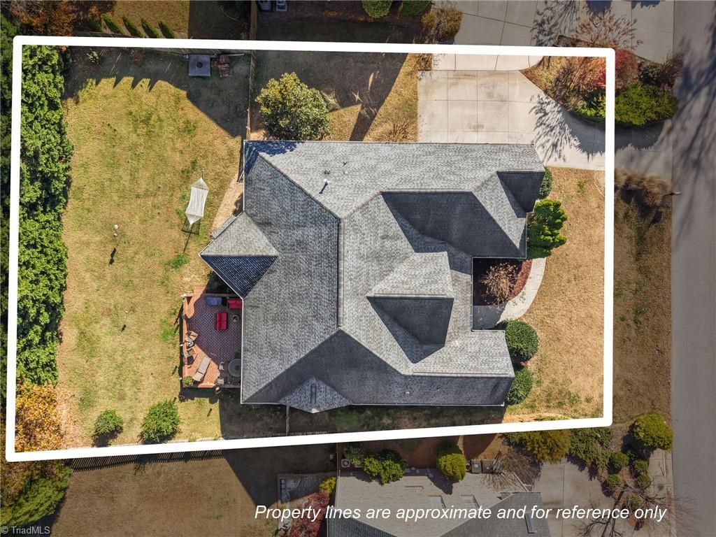 Image 3: Overhead view showing the approximate lot dimensions.